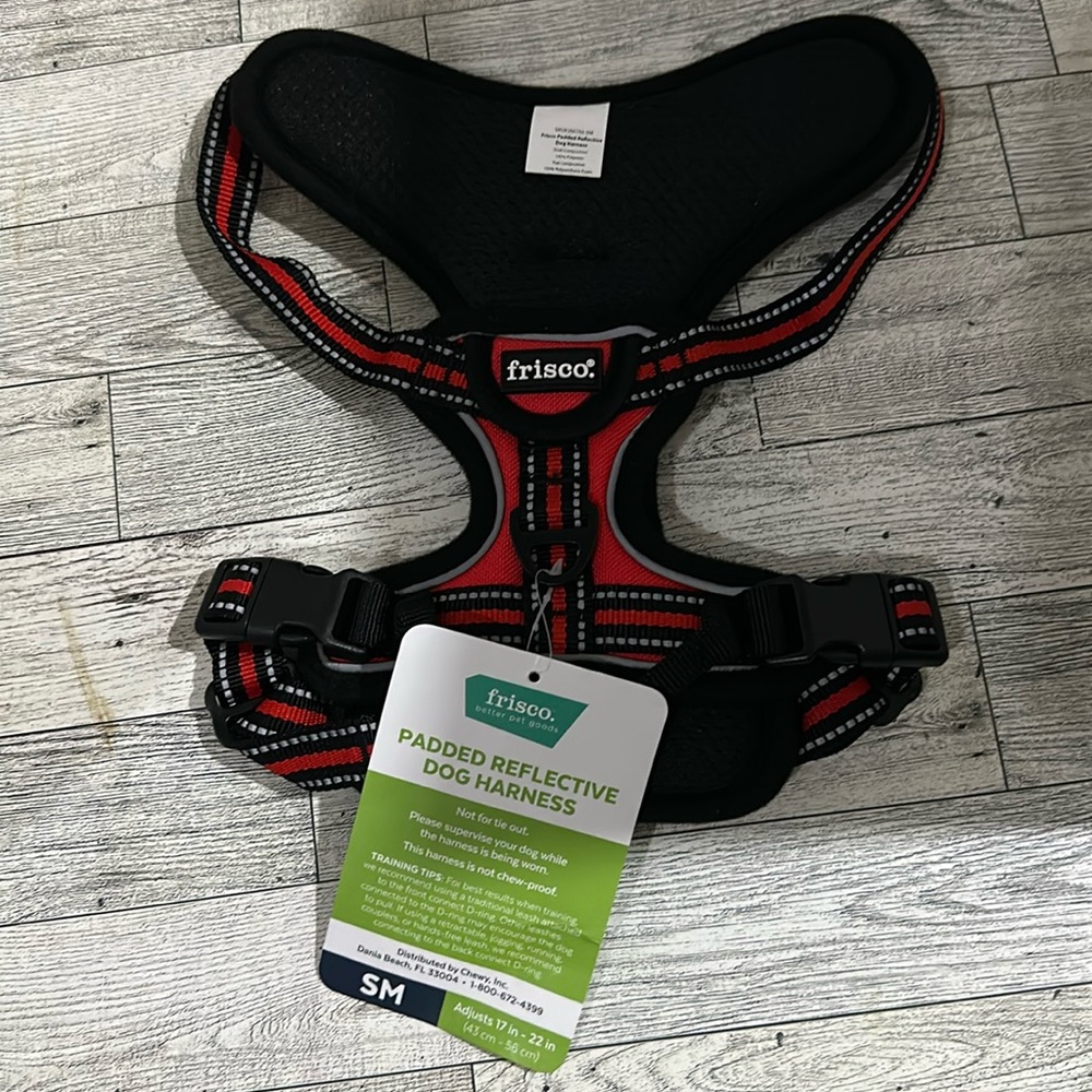 Frisco Padded Reflective Dog Harness size small/ medium new with tag